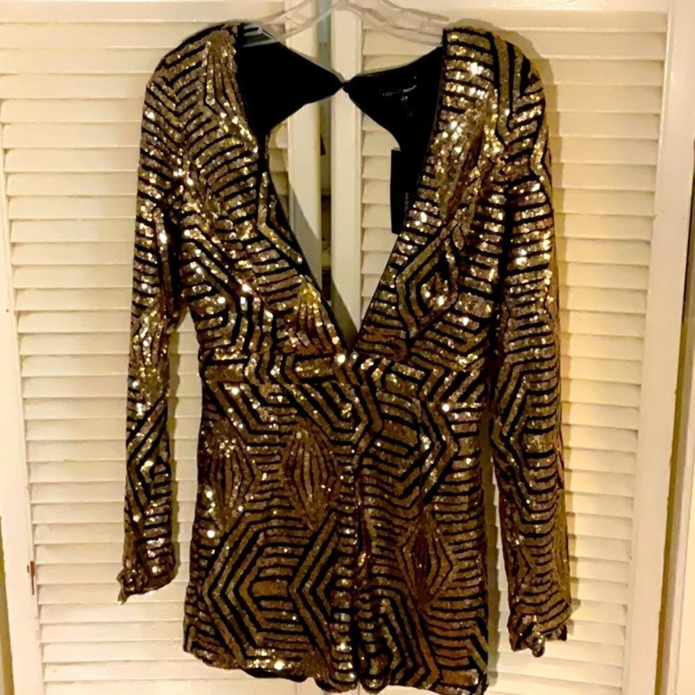 WOW 🤩 NWT Flashy Ways Romper by Fashion Nova. Dance 🪩 💃 🌙 Away!